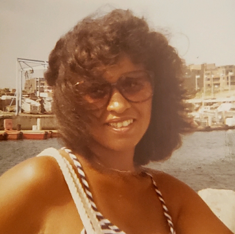 Meet your Posher, Denise